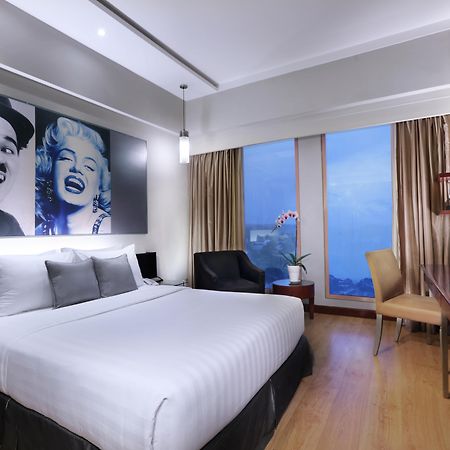 Grand Candi Hotel Semarang Exterior foto