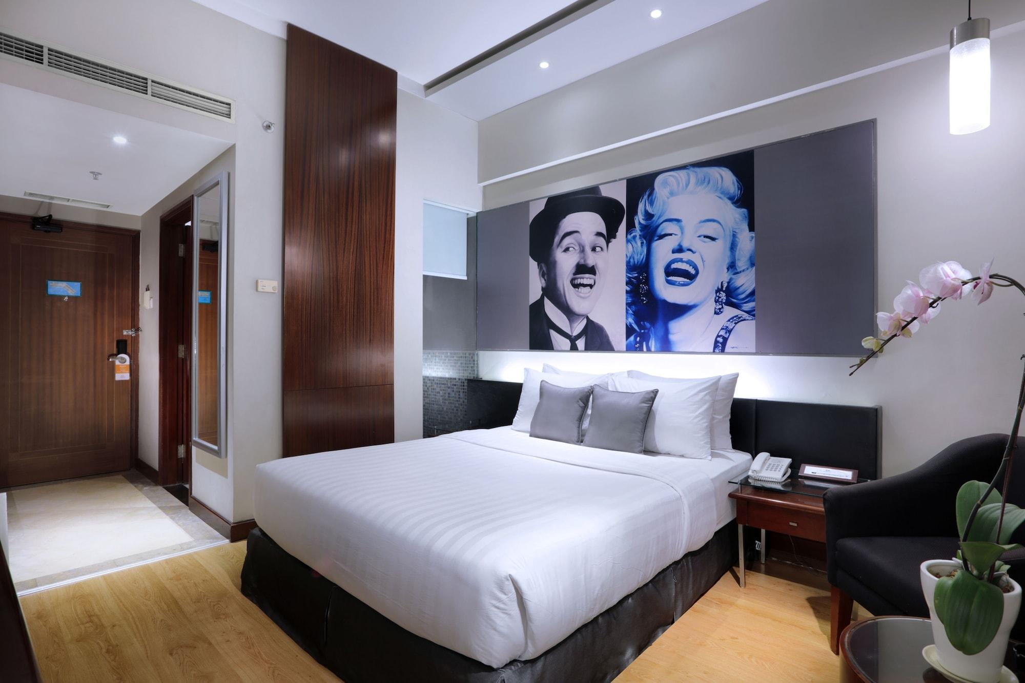 Grand Candi Hotel Semarang Exterior foto