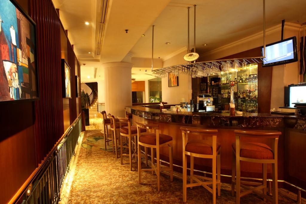 Grand Candi Hotel Semarang Exterior foto