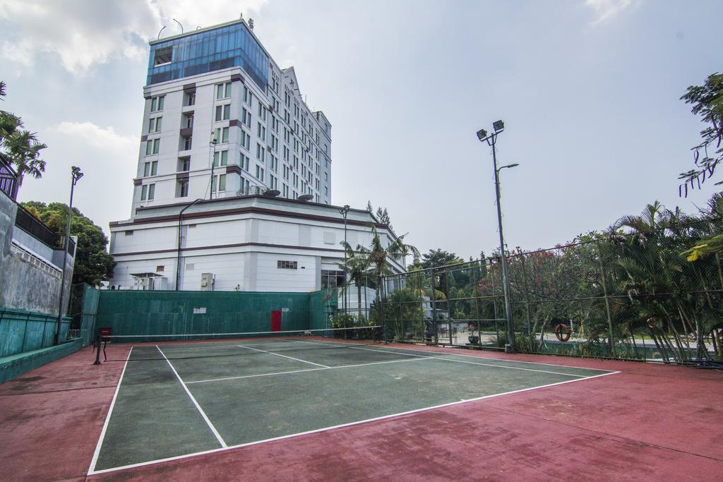 Grand Candi Hotel Semarang Exterior foto