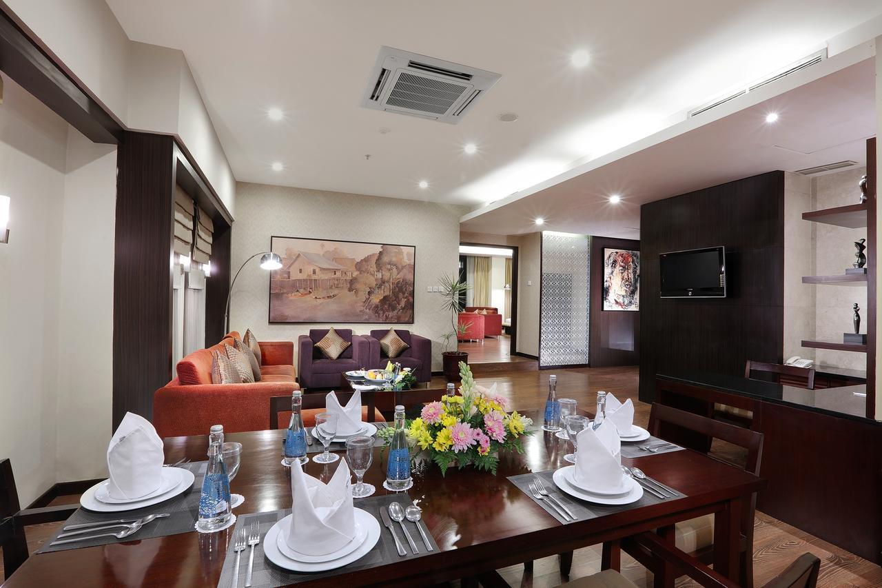 Grand Candi Hotel Semarang Exterior foto
